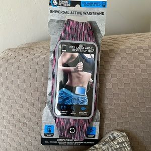 Active waistband phone holder